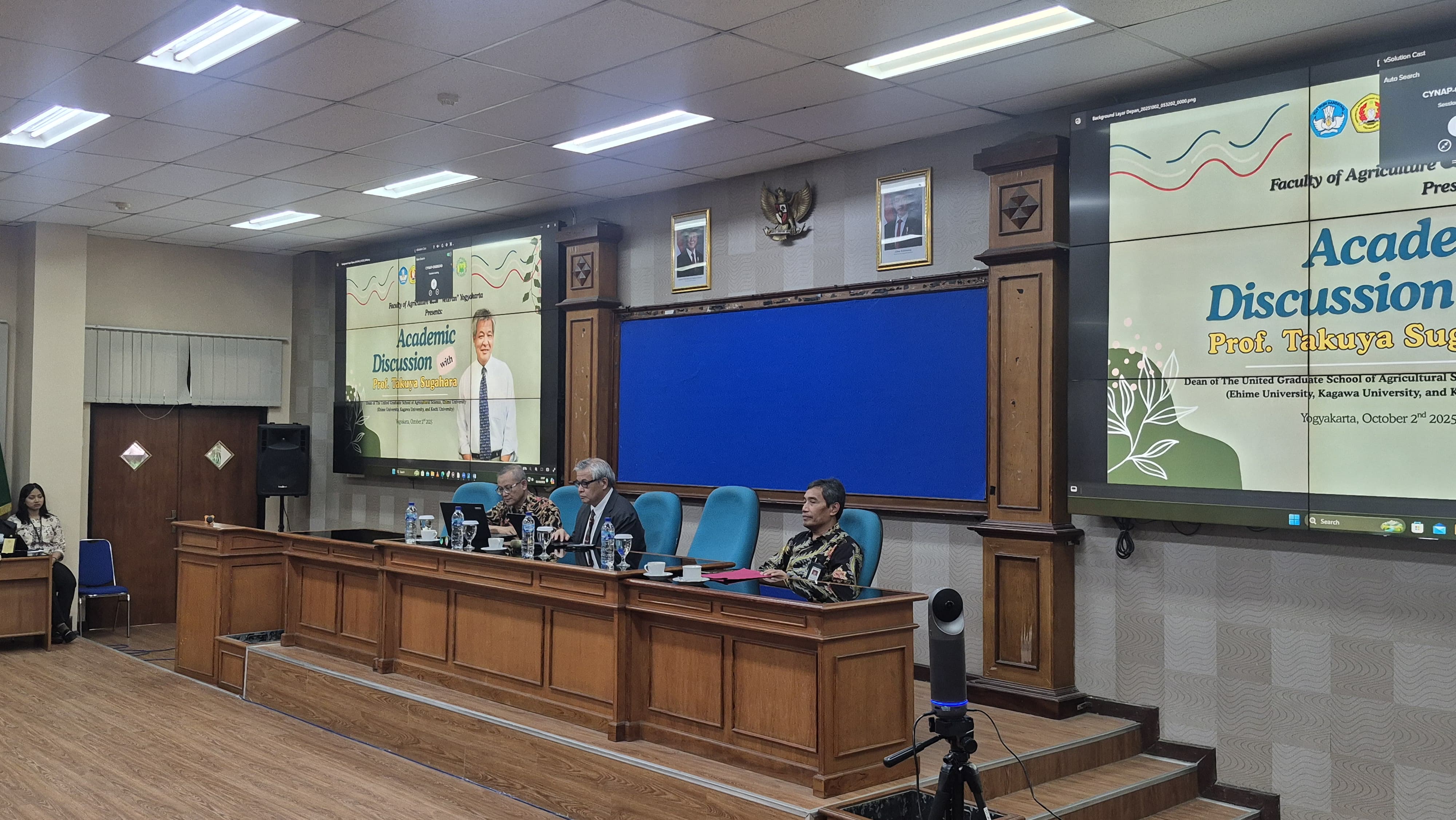 Mahasiswa Magister Ilmu Tanah UPNVY Presentasi pada Diskusi Akademik Bersama Prof. Takuya Sugahara dari Ehime University, Jepang